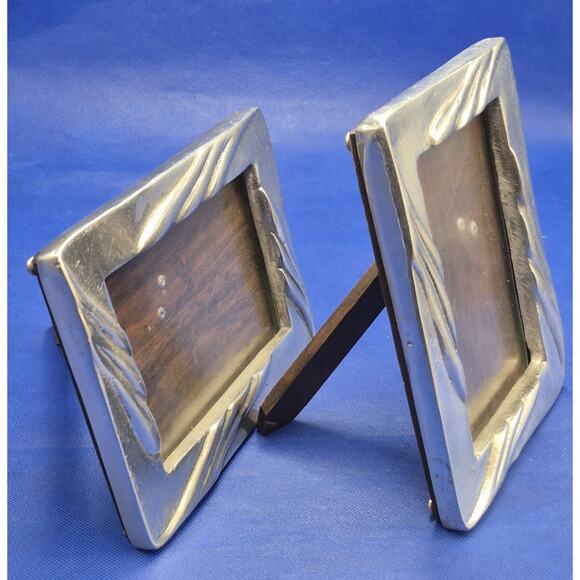 2 Vtg Arte Giancarlo Honduras Pewter Picture Frames Swirl Pattern Wood Back 8x6" - Picture 4 of 8
